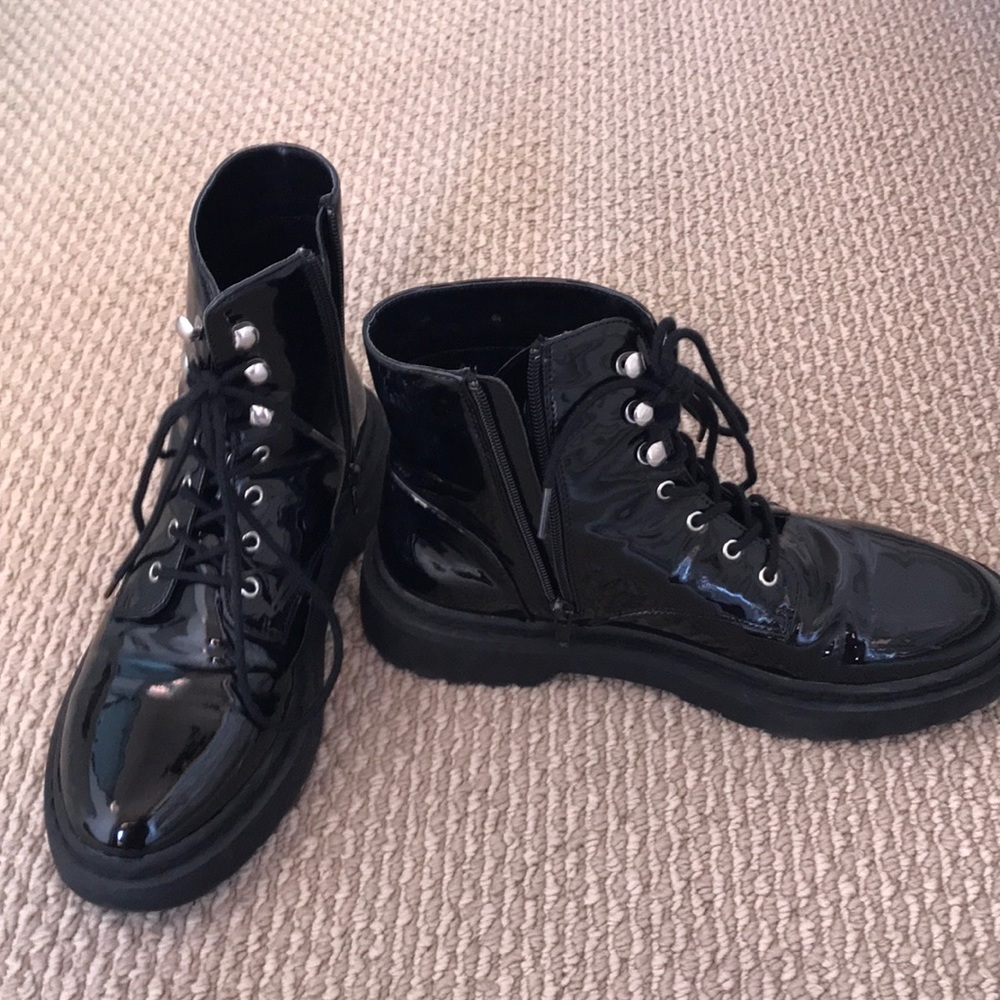 Black boots